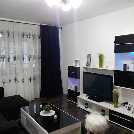 Apartament R&A Apartment Orsova Bagian luar foto